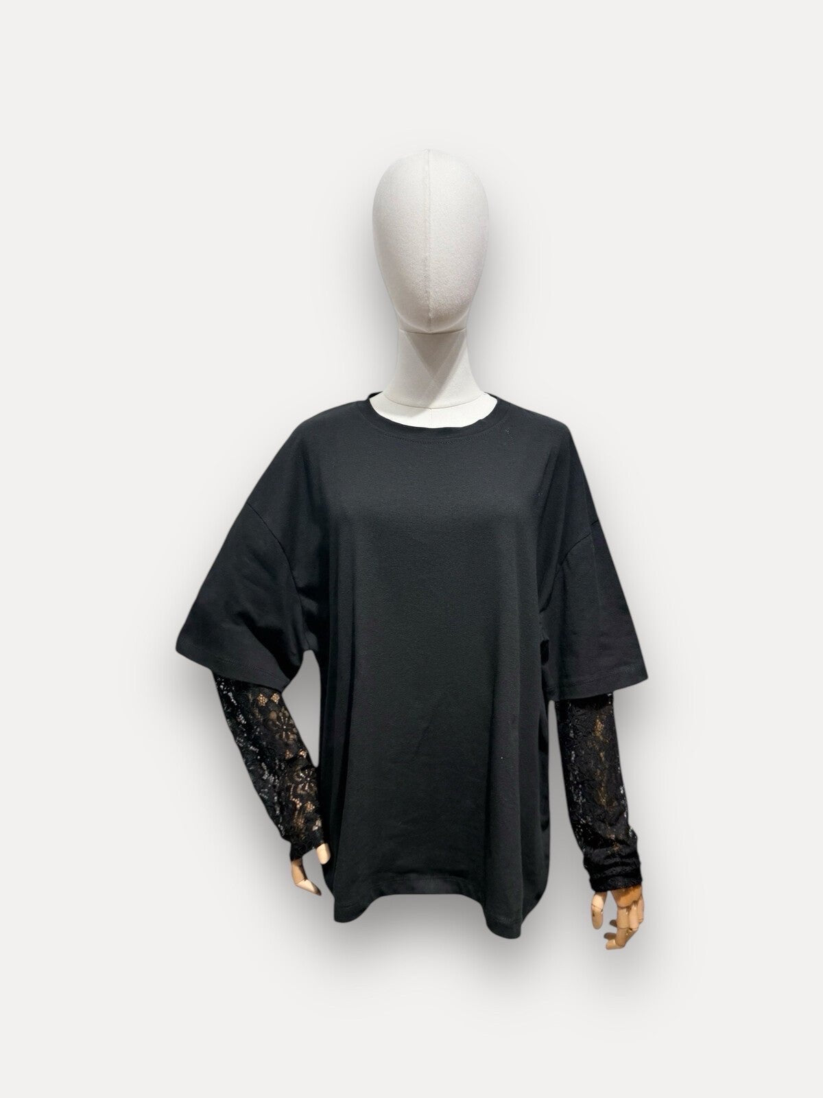 Oversize - Basic - T-Shirt mit Spitzenärmeln - REBEL.PRINT.FASHION